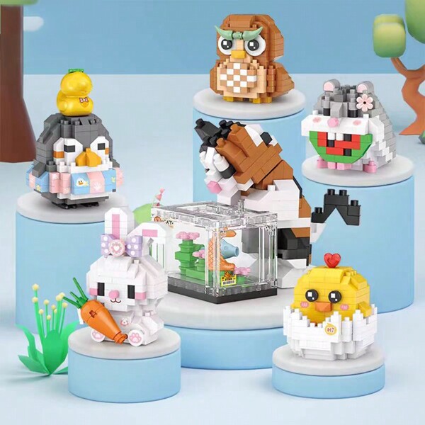 Building Blocks With Small Granules, Cute Cartoon Animal & Pet Model Assembling Toy, Creative Gift & Desk Ornament Room Decoration Winter Gifts
