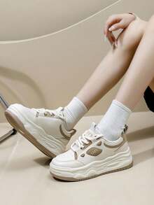 Phiên Bản Hàn Quốc Thời Trang Thường Ngày Sinh Viên Giày Trắng Giày Nữ Mới Thời Trang Thường Ngày Mùa Xuân 2024 Khuôn Viên Mới Gió Giày Nữ Giày Nữ - Mika - Xem 4