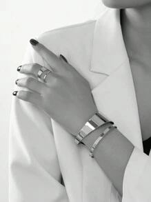 1 pulseira de metal geométrica européia e americana para mulheres e 1 anel de metal geométrico europeu e americano para mulheres