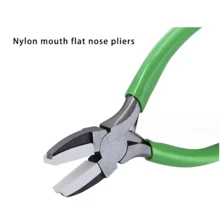 1 à 4 pièces Ensemble d'outils de pince pour la fabrication de bijoux, comprenant des pinces à 6 étapes, des pinces de type S larges, des pinces à bec rond de 9 aiguilles, des pinces à bec coudé, des pinces à bec de canard, des pinces à bec rond, des pinces pour tenir les perles, des pinces à bijoux, des pinces coupantes, des pinces à bec coudé, des pinces à bec plat, des pinces à mâchoires en nylon, pour le DIY de bijoux, des pinces à bec demi-rond, un outil de bobinage de fil circulaire, un ensemble de 6 pièces de pinces artisanales (couleurs aléatoires)