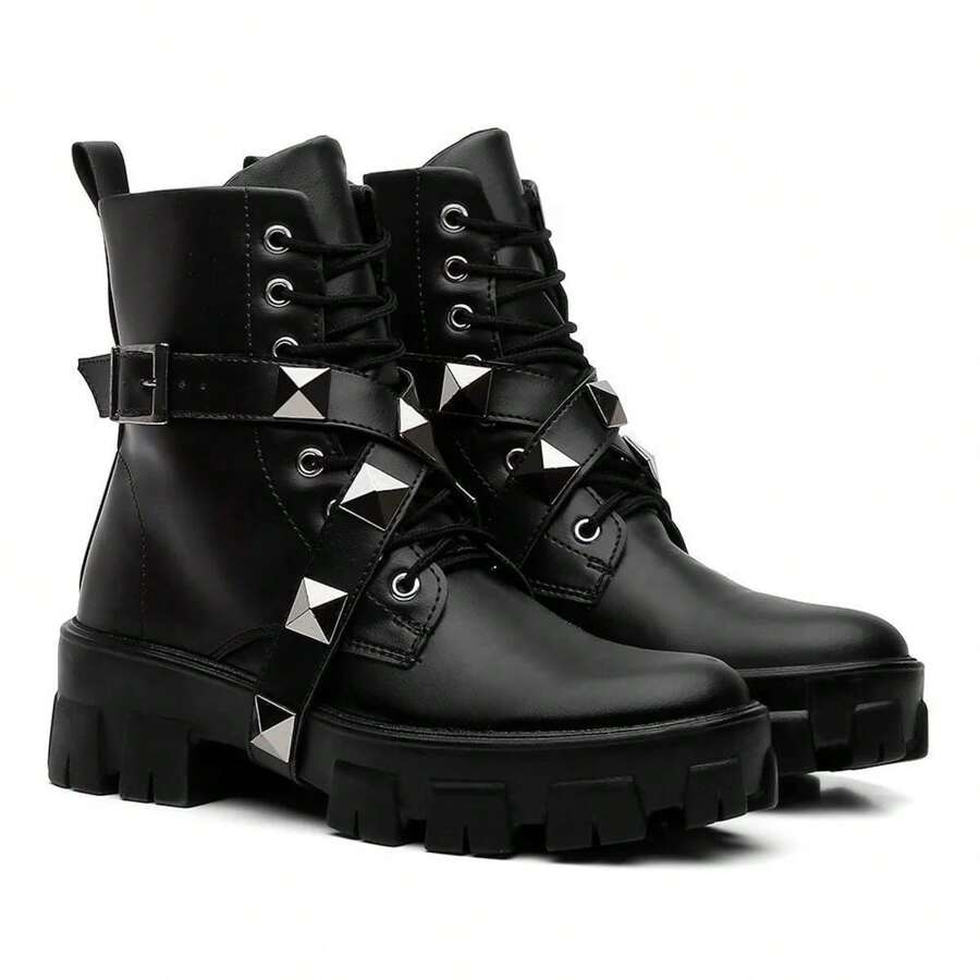 Women's Comfort Winter Boot With Upper Strap Detail - 黑色 - 查看 1