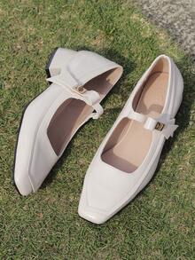 2024 新款白色玛丽珍平底鞋，适合矮个子女士，复古方头蝴蝶结带厚底防滑法式女士鞋 - 糯米白色 - 查看 6