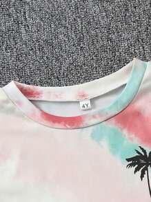 Young Boy 2pcs Coconut Tree Tie-Dyed Print Round Neck Short Sleeve T-Shirt And Letter Patched Shorts Set, Suitable For Vacation, Summer, Beach, Casual, Daily Wear, And Parties