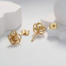 1 Par de Pendientes de botón de Moda con diseño sencillo de Flor hueca, adecuados para mujeres para usar como caídas decorativas en la vida cotidiana (Hechos de Material de Cobre), Mujeres pendientes de joyería de moda y de nicho - Plateado - Ver 9