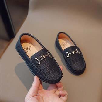 1 paio di mocassini piatti alla moda per ragazzi, con design a punta quadrata e facile da infilare, adatto per l"uso quotidiano casual in primavera ed in autunno