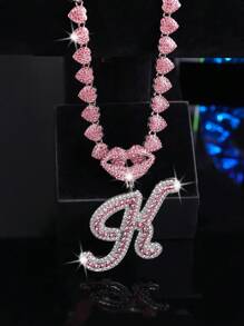 CVNANA قلادة سلسلة مربوطة مزخرفة مليئة بالألماس للرجال والنساء، قلادة حرف الهيب هوب لشفة الشفاه المزخرفة، هدية مجوهرات للفتيات.