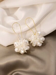 1 Pair Of Exaggerated Design Long Flower Ball Bride Earrings,High-Grade White Petal Geometric Ear Studs Light Luxury Style Ear Jewelry Halloween