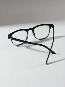 1副男士经典方形“返校季”黑色眼镜，透明镜片，适用于电脑、电视、游戏、智能手机等，保护眼睛免受视觉疲劳。 - 黑色 - 查看 4