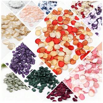 100pcs/Pack Artificial Silk Cream Rose Petals For DIY, Ideal For Holiday Parties And Wedding Decor Best Gifts,Wedding Decor,Home Decor ,Room Decor Party Favors Bride Birthday Graduation Birthday Decorations Party Decorations Bachelorette