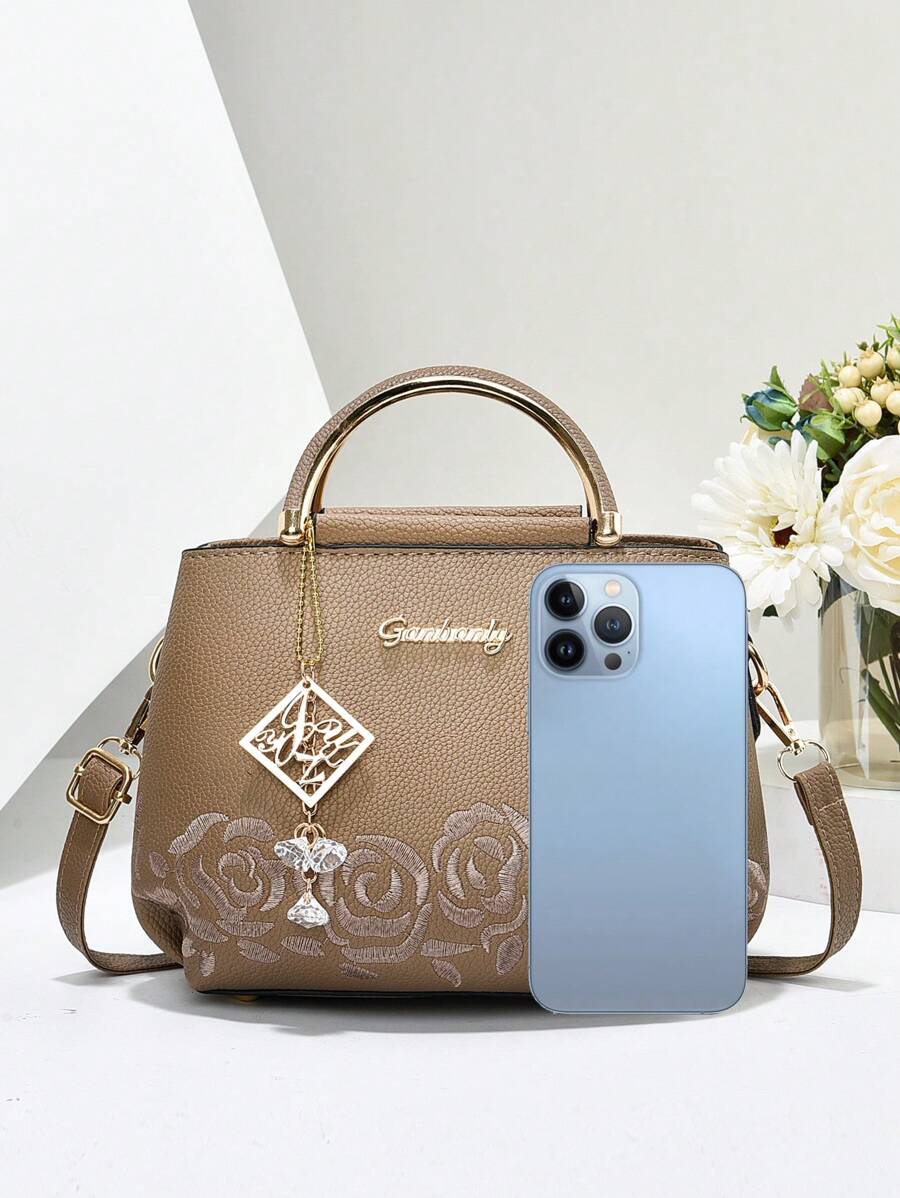 Damen Schultertasche Im Motorrad-Look – Braune Unterarm-Tasche Für Beruf & Freizeit – Geräumig & Stylisch