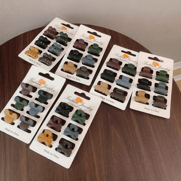 12 unidades de grampos de cabelo de celebridades da Internet de tamanho médio, vários estilos, enviados aleatoriamente, cores escuras, enviados nacional