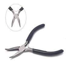 1 à 4 pièces Ensemble d'outils de pince pour la fabrication de bijoux, comprenant des pinces à 6 étapes, des pinces de type S larges, des pinces à bec rond de 9 aiguilles, des pinces à bec coudé, des pinces à bec de canard, des pinces à bec rond, des pinces pour tenir les perles, des pinces à bijoux, des pinces coupantes, des pinces à bec coudé, des pinces à bec plat, des pinces à mâchoires en nylon, pour le DIY de bijoux, des pinces à bec demi-rond, un outil de bobinage de fil circulaire, un ensemble de 6 pièces de pinces artisanales (couleurs aléatoires)