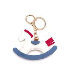 1 Piece/4 Pieces Leather Key Chains With Women Pendant, Cartoon Horse Swaying Key Chains, Creative Wealth Horse Pendant, Cute Animal Accessories, Decorations, Gifts, Bag Decorations, Cute Little Horse Key Chains - Soft Brown Faux Leather, Suitable For Mother's Day And Father's Day Gifts, Car Key Accessories, Bag Decorations