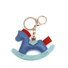 1 Piece/4 Pieces Leather Key Chains With Women Pendant, Cartoon Horse Swaying Key Chains, Creative Wealth Horse Pendant, Cute Animal Accessories, Decorations, Gifts, Bag Decorations, Cute Little Horse Key Chains - Soft Brown Faux Leather, Suitable For Mother's Day And Father's Day Gifts, Car Key Accessories, Bag Decorations