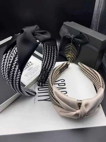 1件格子印花宽结发带，适合女性，简约、时尚、复古、百搭，法式风格，可作洗脸发带、发箍、发圈、头饰等。