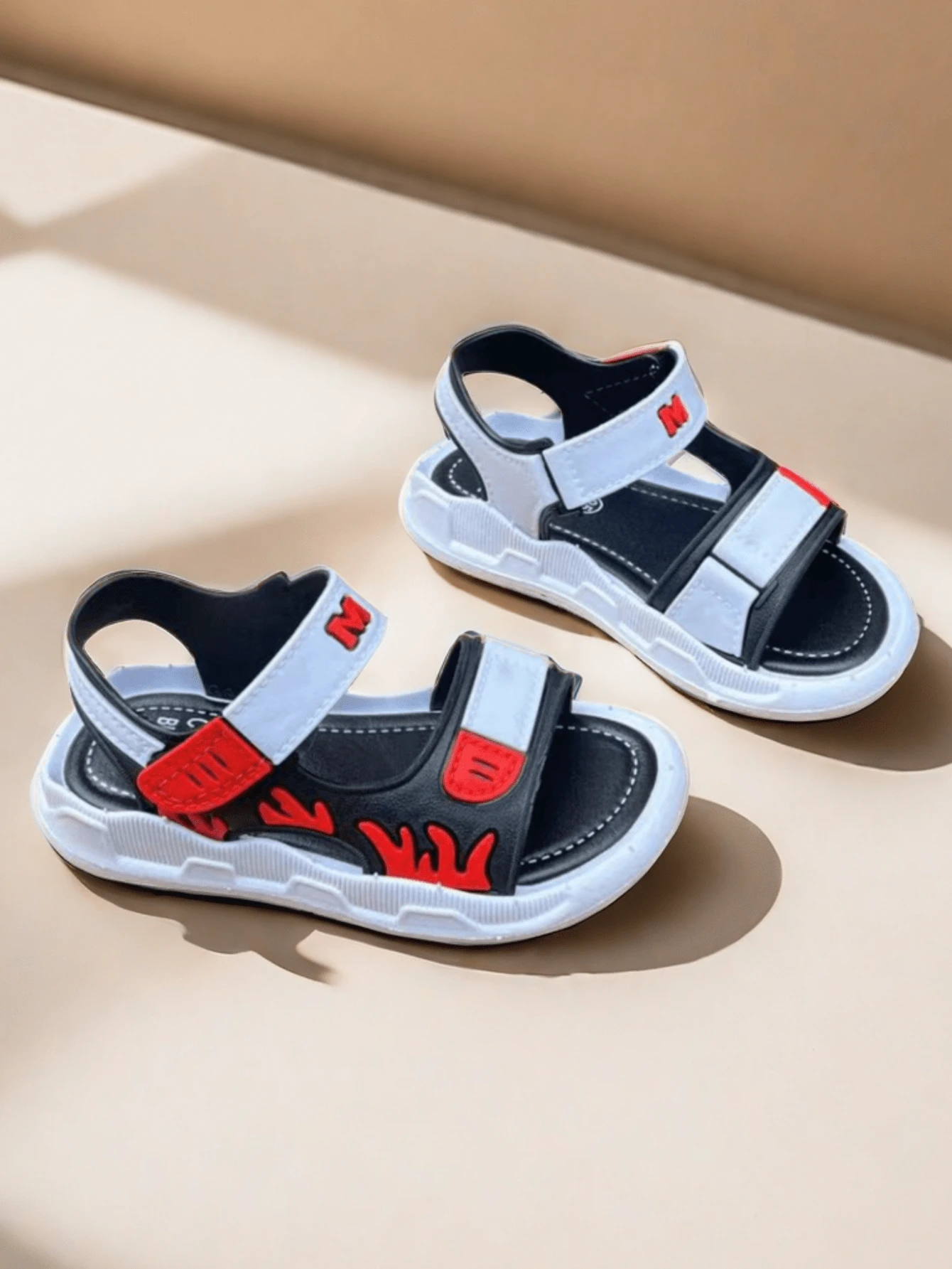 1 par de sandalias de verano para niños, zapatos de playa antideslizantes para niños, zapatillas de suela blanda