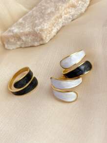 1pc Fashionable Vintage Stainless Steel Ring Plated With 18K Gold, Simple And Versatile, Suitable For Women, Mother\ Day, Christmas, Party And Gift Giving In Beach Style For Summer