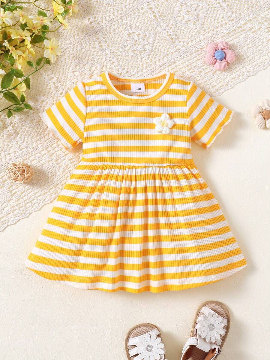 Fashionable Baby Girl Short Sleeve Yellow Striped Dress - Yellow - View 1