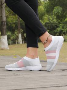 Women Outdoor Striped Knitted Socks Shoes, Breathable Low-Cut Slip-On Shoes For Walking, Running And Sports Perfect With Hoodie