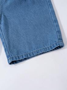 少女時尚運動短袖T卹和帶有卡通字母蝴蝶印花和功能性織品（快干、吸濕、防起球和透氣）的帽T恤套裝，搭配破洞牛仔短褲，共2件 - 白色 - 查看 6