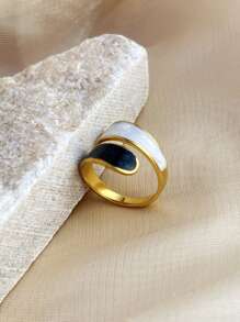 1pc Fashionable Vintage Stainless Steel Ring Plated With 18K Gold, Simple And Versatile, Suitable For Women, Mother\ Day, Christmas, Party And Gift Giving In Beach Style For Summer