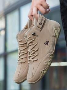 Männer handgemachte Klettverschluss-Sneaker, rutschfeste atmungsaktive Stiefel