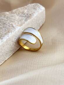 1pc Fashionable Vintage Stainless Steel Ring Plated With 18K Gold, Simple And Versatile, Suitable For Women, Mother\ Day, Christmas, Party And Gift Giving In Beach Style For Summer