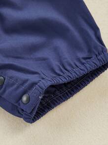 H HIBOBI 2入組嬰兒男寶寶帆船印花短袖連體衣和背帶短褲套裝,適用於春夏季節 - 寶藍色 - 查看 7