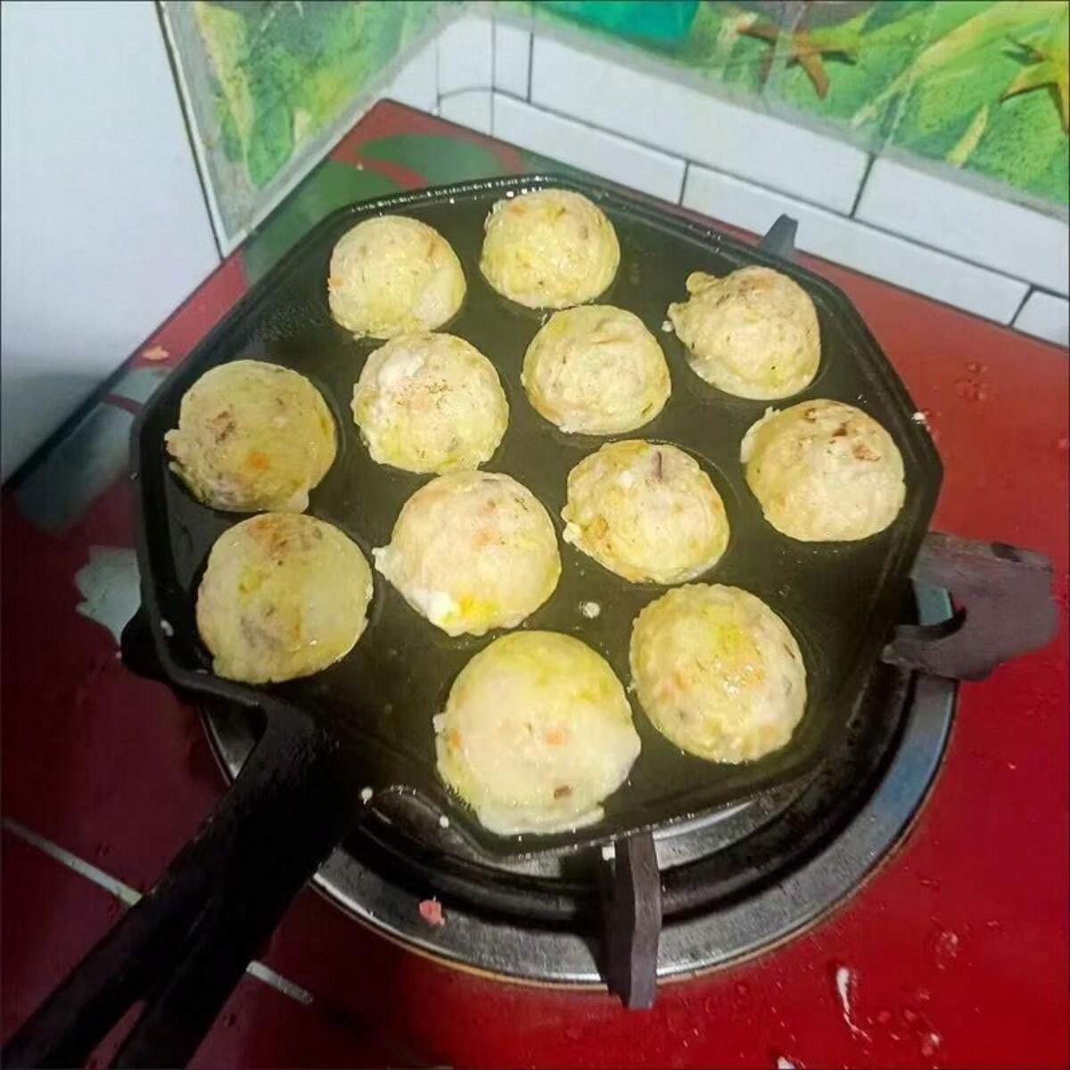 Cast Iron Takoyaki Pan 12 Holes NonStick Deep Octopus Ball Pan No