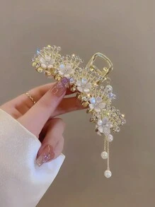 1 chiếc kẹp tóc hình hoa hồng đỏ kiểu Trung Quốc đính đá lấp lánh, có tua rua, dành cho nữ, thích hợp cho sử dụng hàng ngày, dự tiệc, đám cưới, tiệc chiêu đãi, váy sườn xám và kiểu tóc cô dâu, kẹp tóc hoa ngày Valentine, phụ kiện tóc, kẹp càng cua, kẹp hàm, kẹp tóc cầm tay, kẹp tóc mùa thu đông cho trang phục đi nghỉ mát, kẹp tóc mùa hè cho nữ. - Nhiều màu - Xem 14