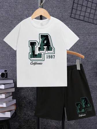 2024年春夏新款潮流印花短袖T恤和休閒短褲套裝，適合少年男孩，包含2件