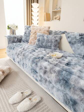 1pc Gradient Printed Plush Imitation Rabbit Fur Thickened Sofa Cushion Cover For Autumn And Winter, Nordic Style Warm & Comfortable Sofa Blanket Suitable For Living Room