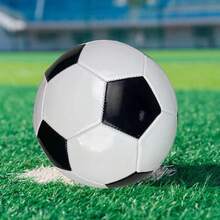 Un balón de fútbol clásico blanco y negro en talla 5, cosido a máquina, adecuado para entrenamiento, construcción de equipos y entretenimiento. - Blanco y Negro - Ver 4