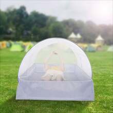 灰白相間蚊帳，內附蜂巢網，可折疊攜帶，適用於室內和室外使用，帶有側拉鍊，適用於露營、旅行、宿舍等。