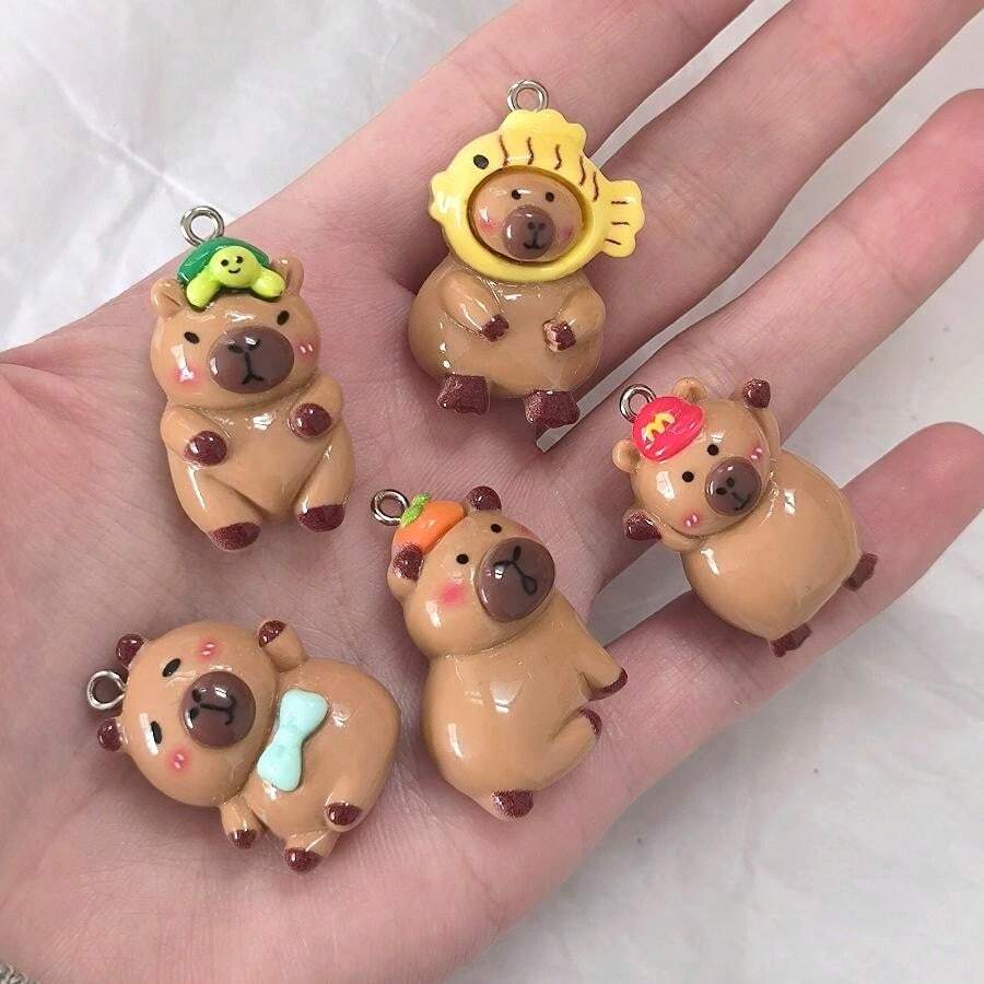 5入組可愛的水豬吊墜，帶有漫畫水栗子豬DIY吊墜，手機吊帶，項鍊配件，創意DIY珠寶製作零件 - 水豚吊墜[5個裝] - 查看 1