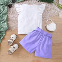 Conjunto de estilo dulce para niñas preadolescentes para primavera/verano, blusa blanca con mangas de volantes y estampado de corazones, y shorts de unicolor, 2 piezas de conjunto de moda casual de verano para niños - Morado - Ver 2