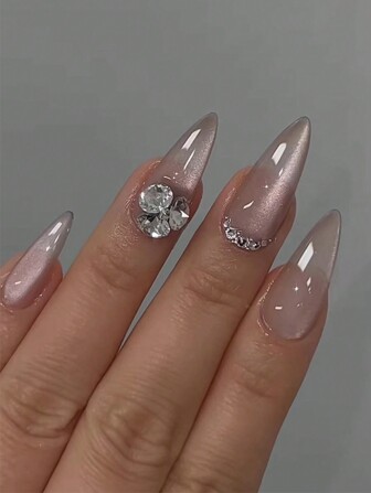 Actualice su look de uñas con 24 piezas de puntas de uñas de diamante de imitación en forma de almendra francesa estilo simple y elegante en cat eye puro hechas a mano con pegamento para uñas, aptas para niñas / mujeres para usar en fiestas, bailes, bodas, vacaciones y la vida diaria. Suministros de uñas de prensado. uñas falsas uña falsa uña acrílica