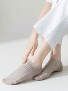 5 Pairs Women Short Socks Breathable Sweat-Absorbent Solid Color Low-Cut Boat Socks Summer No-Show Socks Non-Slip Hidden Socks