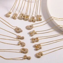 1 Stück Damen Halskette Anhänger Charme mit goldbeschichteter Kubik-Zirkonia Anfangsbuchstabe-Buchstaben-Perlen. 26 Buchstaben und individuelle Namenshalskette bieten ein Vintage-Schmuckgeschenk.