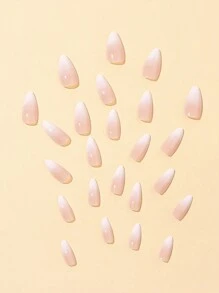 Juego de 24 piezas Uñas postizas de forma corta almendra en color ombre blanco lechoso con cobertura total como accesorio para actualizar tu look en vacaciones, fiestas, bailes o uso diario