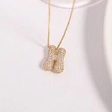 1 Stück Damen Halskette Anhänger Charme mit goldbeschichteter Kubik-Zirkonia Anfangsbuchstabe-Buchstaben-Perlen. 26 Buchstaben und individuelle Namenshalskette bieten ein Vintage-Schmuckgeschenk.