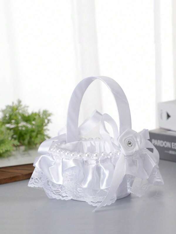 1pc Blue Wedding Flower Girl Basket With Random Flower Pattern In White (Please Refer To The Style Code In The Picture. As Each Style Is Handcrafted And There Are Many Styles, If There Are Minor Differences From The Actual Product, The Received Product Shall Prevail.) (Note: Individual Feathers Of 5674 Have Yellowed)