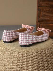Chaussures plates à bout pointu confortables pour femmes avec design en nœud papillon noir/blanc/bleu marine/rouge style de fête/jaune style casual/chaussures roses pour la Saint-Valentin