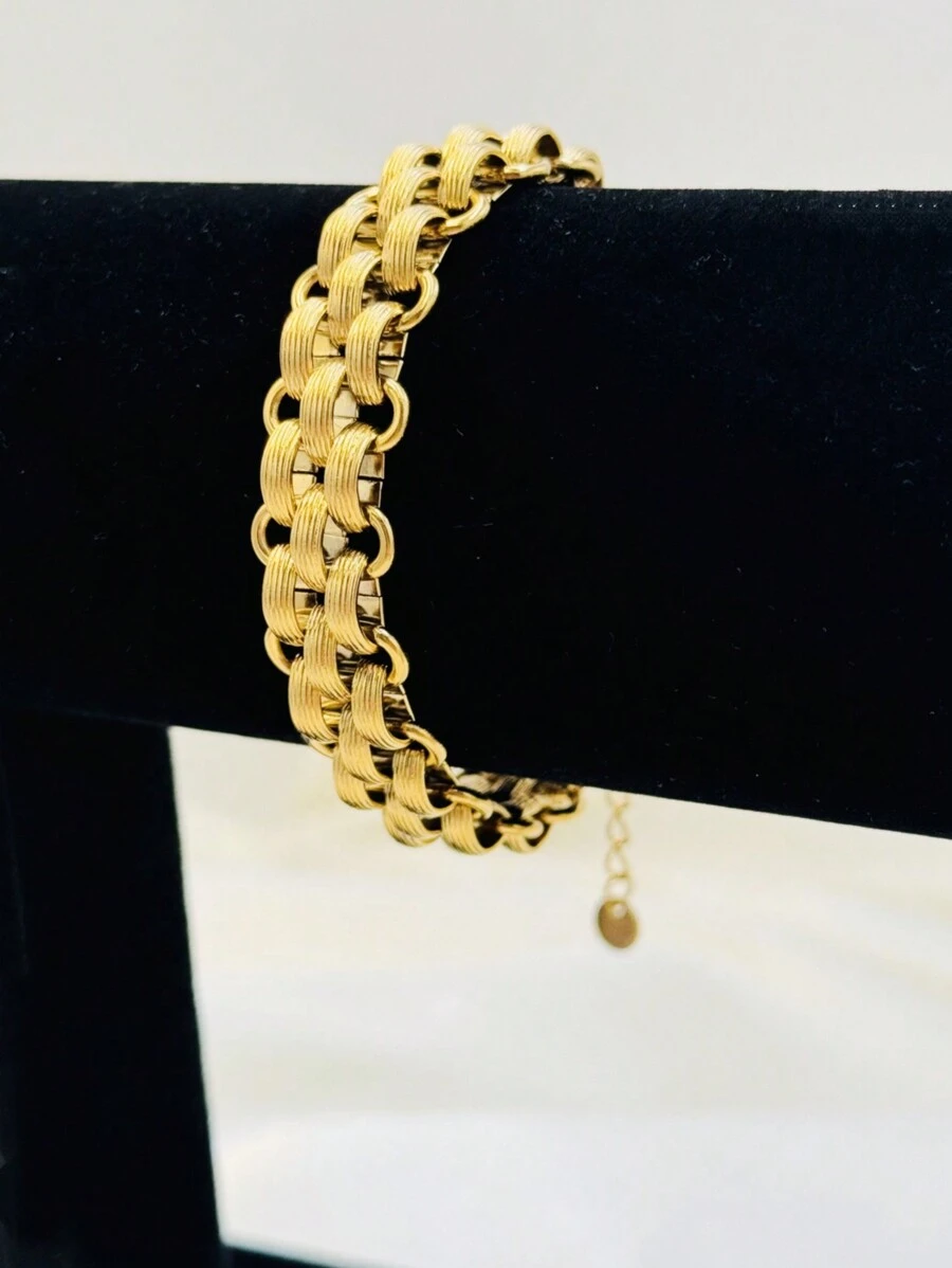 1pc Women's Stainless Steel Wide Woven Bracelet, Exaggerated Style, Ideal For Spring And Summer, Vacuum Plated For Long-Lasting Color Preservation - Gold - View 1