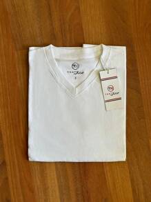THAT'S HOT Camiseta Playera para Hombre Cuello en V THAT'S HOT, 100% Algodon, Cómoda y Juvenil - Moda Cabellero Cómodo Elegante Casual Confortable Excelente Calidad para Caballero, Moderno, Actual y Trendy. El mejor regalo para Novio, Hijo, Esposo, Papa, Tio, Amigo, Aniversario, San Valentín, Dia del padre, Navidad, Cumpleaños. BHI23-4562