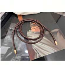 1 pezzo Cintura in corda di pelle colorata da donna. Pendente metallico, si annoda semplicemente attorno in vita, adatta per maglioni, vestiti, t-shirt morbide, ecc. Cintura multifunzionale per San Valentino
