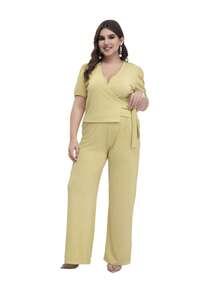 Formal Pants And Blouse Set With Short Sleeves And A V Neckline - Yellow - View 4