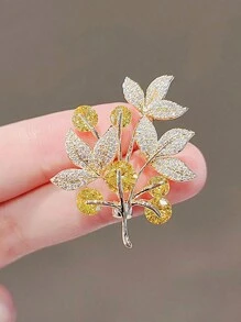 New Design Lucky Clover Brooch, Women Decorative Collar Pin, Clothes Anti-Light Buckle Brooch, Outerwear Accessory - Gold - View 3
