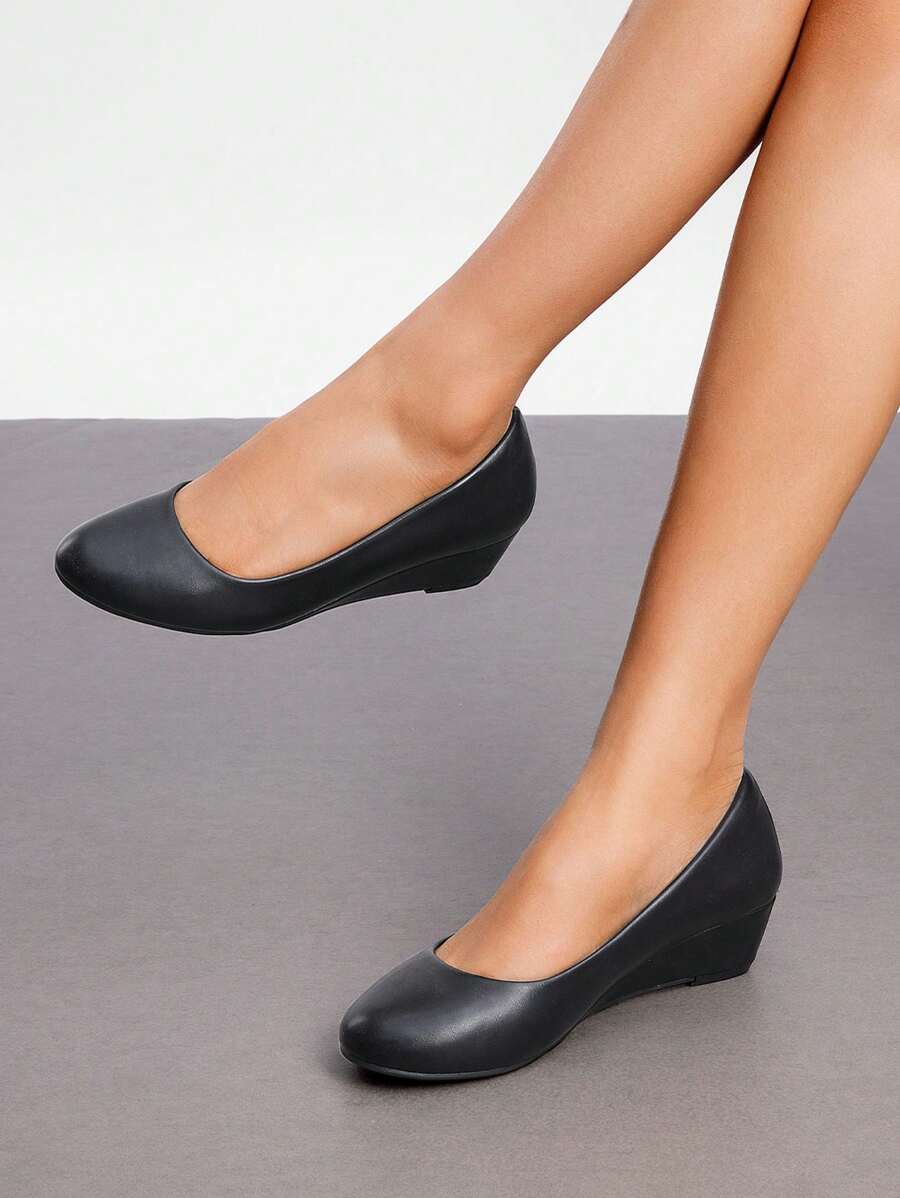 Women's Mid Wedge Heel Pumps Closed Toe Slip-On Elegant Comfortable Casual Shoes - 黑色 - 查看 1