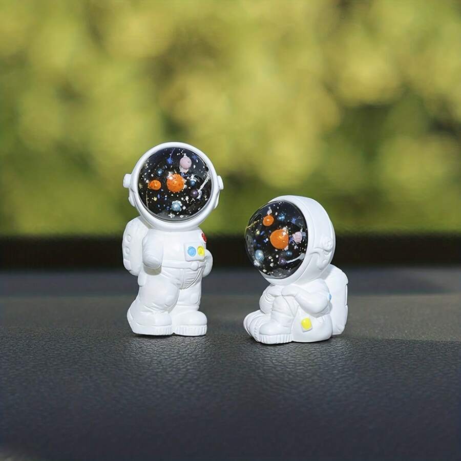 2pcs/1pc Creative Micro Landscape Astronaut Decoration, Cute Cartoon Astronaut Car Ornament, Realistic Astronaut Miniature Figurine For Home Office Decor, Student Gift, Great For Halloween, And Fall Decorations Birthday